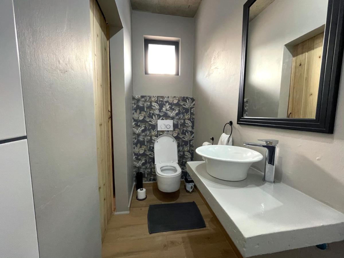 Le Bezz Guesthouse Баллито Экстерьер фото