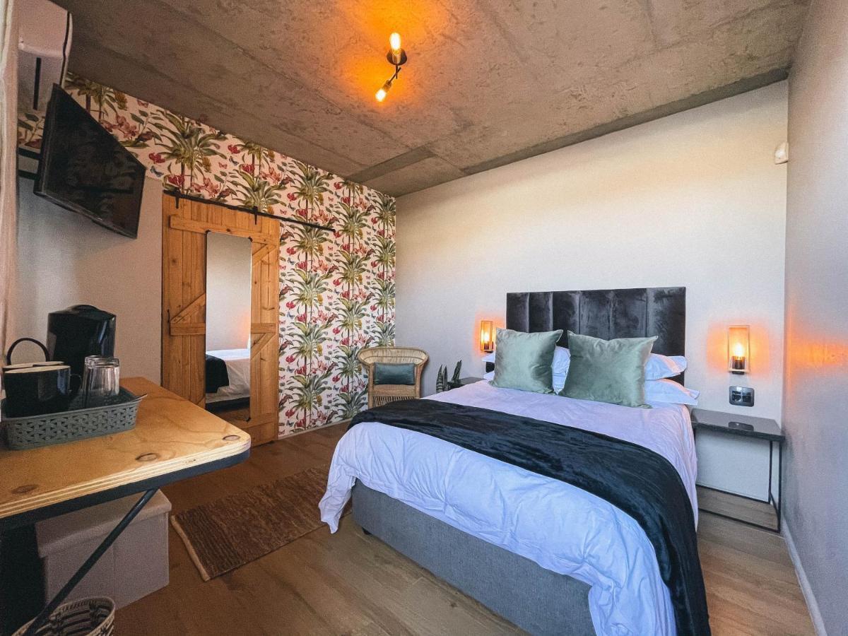 Le Bezz Guesthouse Баллито Экстерьер фото