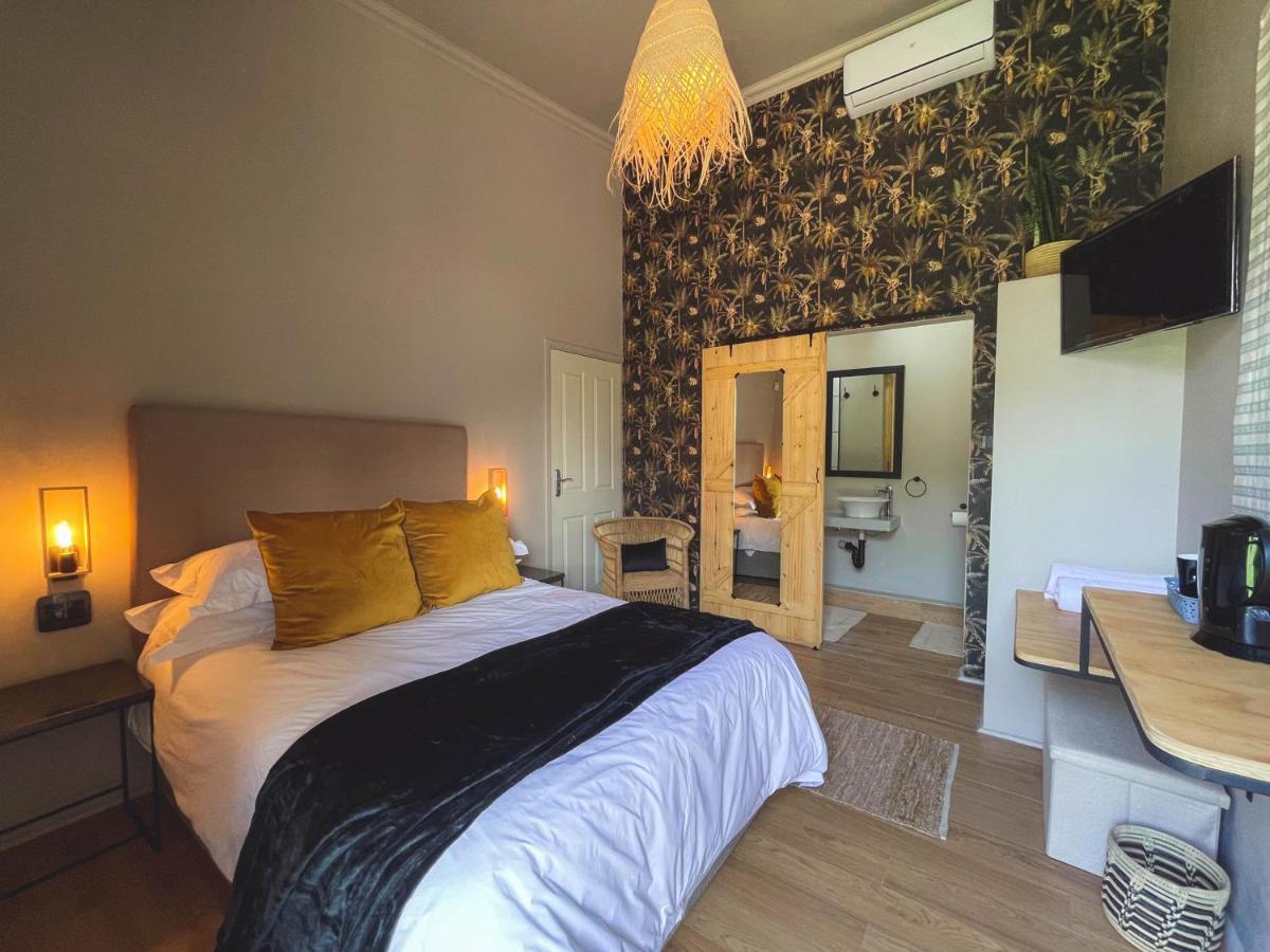 Le Bezz Guesthouse Баллито Экстерьер фото