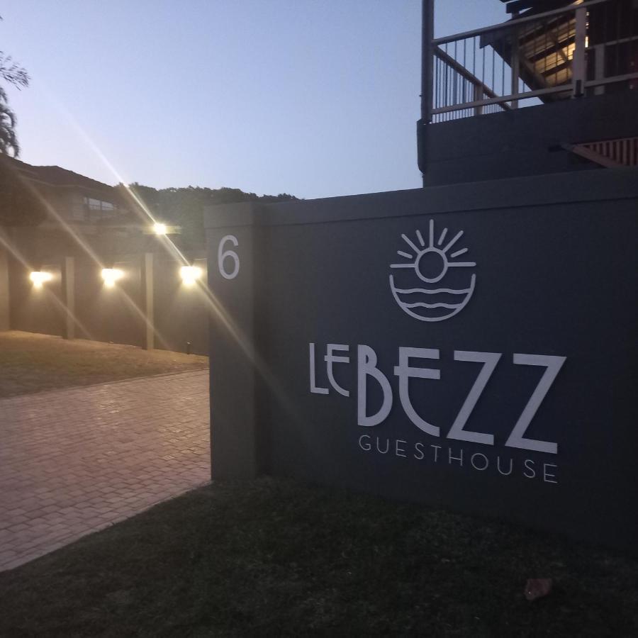 Le Bezz Guesthouse Баллито Экстерьер фото